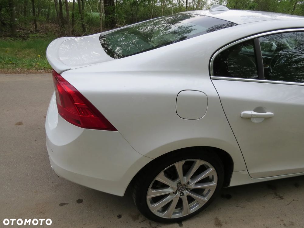 VOLVO S60 II LIFT LONG INSCRIPTION CHRISTAL WHITE PEARL 707-46 2.0 T5 B4204T11 NA CZĘŚCI - 9