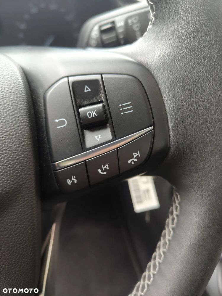 Ford Fiesta 1.0 EcoBoost S&S TITANIUM - 12
