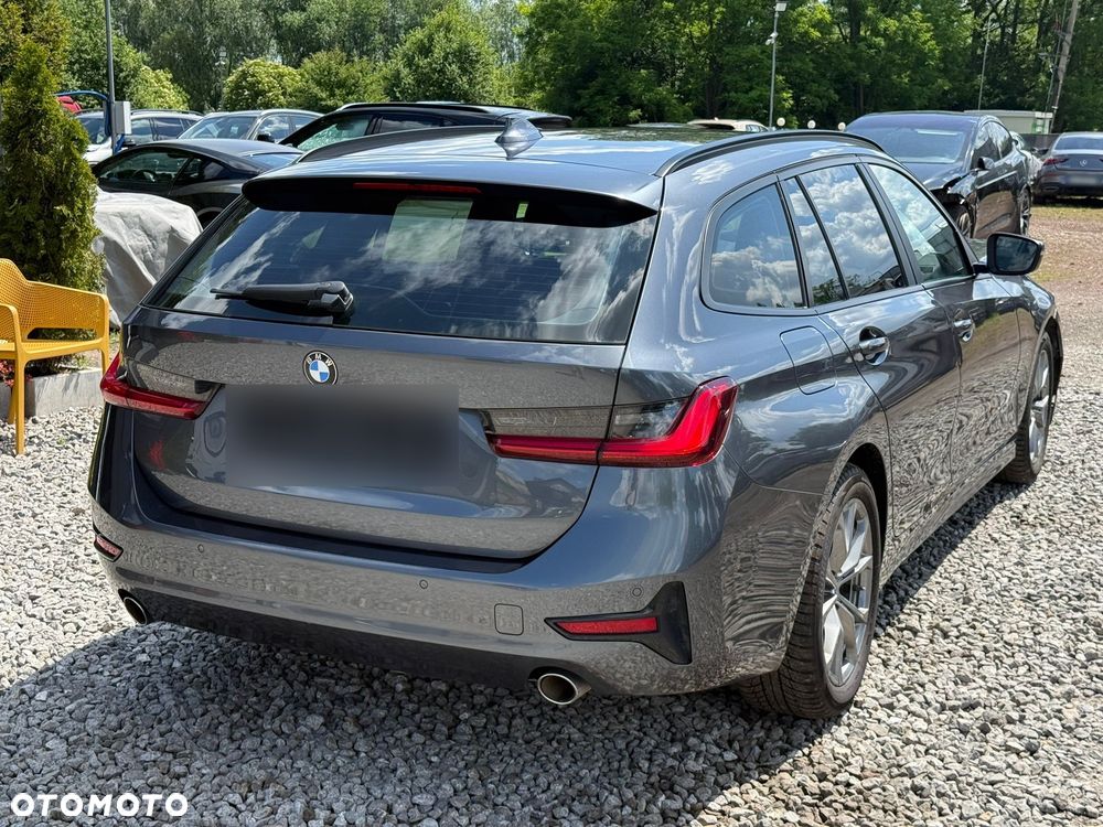 BMW Seria 3 318d MHEV Sport Line - 1