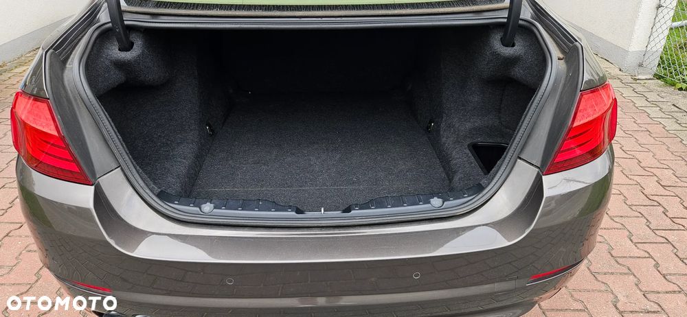 BMW Seria 5 - 16