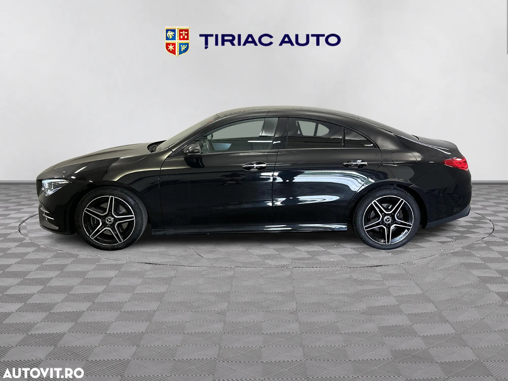 Mercedes-Benz CLA 200 7G-DCT AMG Line - 2