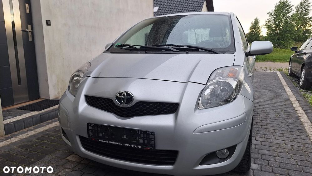 Toyota Yaris 1.33 VVT-i Executive - 2