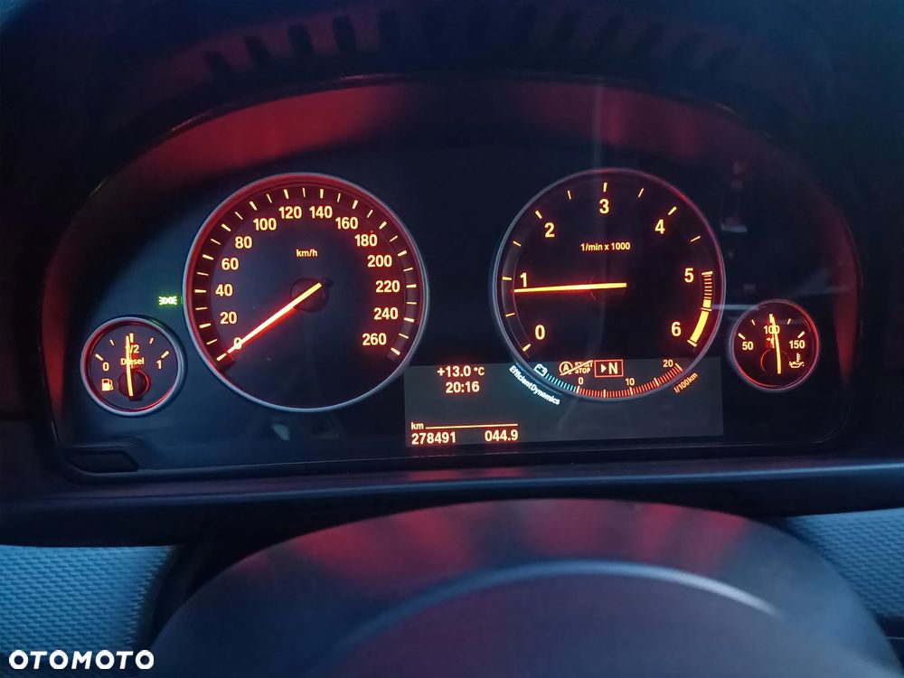 BMW Seria 5 520d - 18