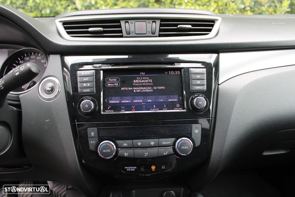 Nissan Qashqai 1.3 DIG-T N-Connecta - 15