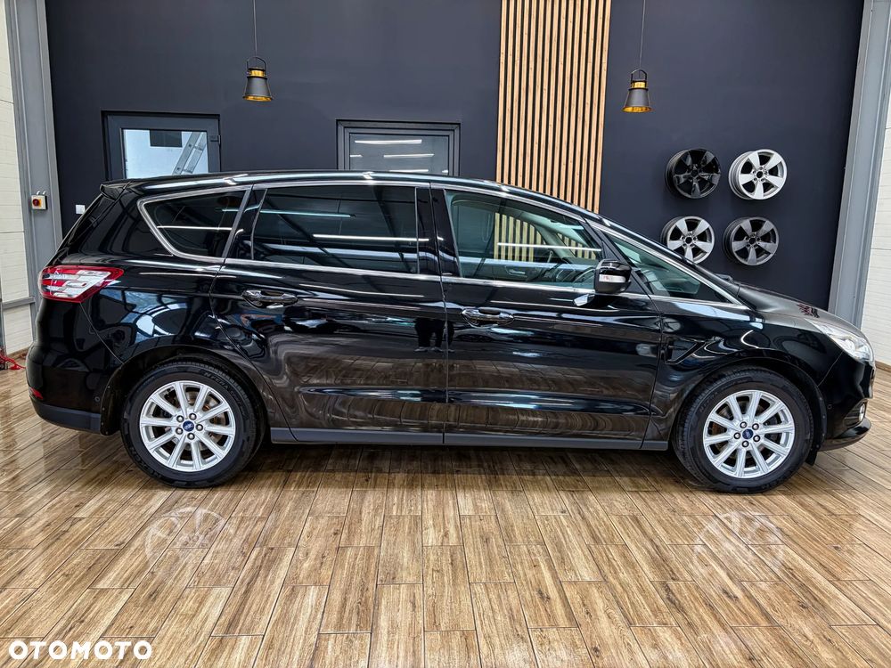 Ford S-Max 2.0 TDCi Titanium PowerShift - 6