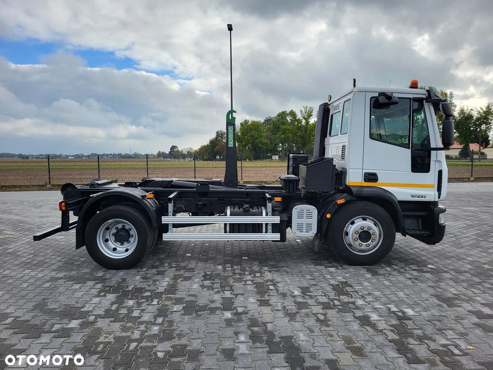 Iveco 120E220 Eurocargo - 5