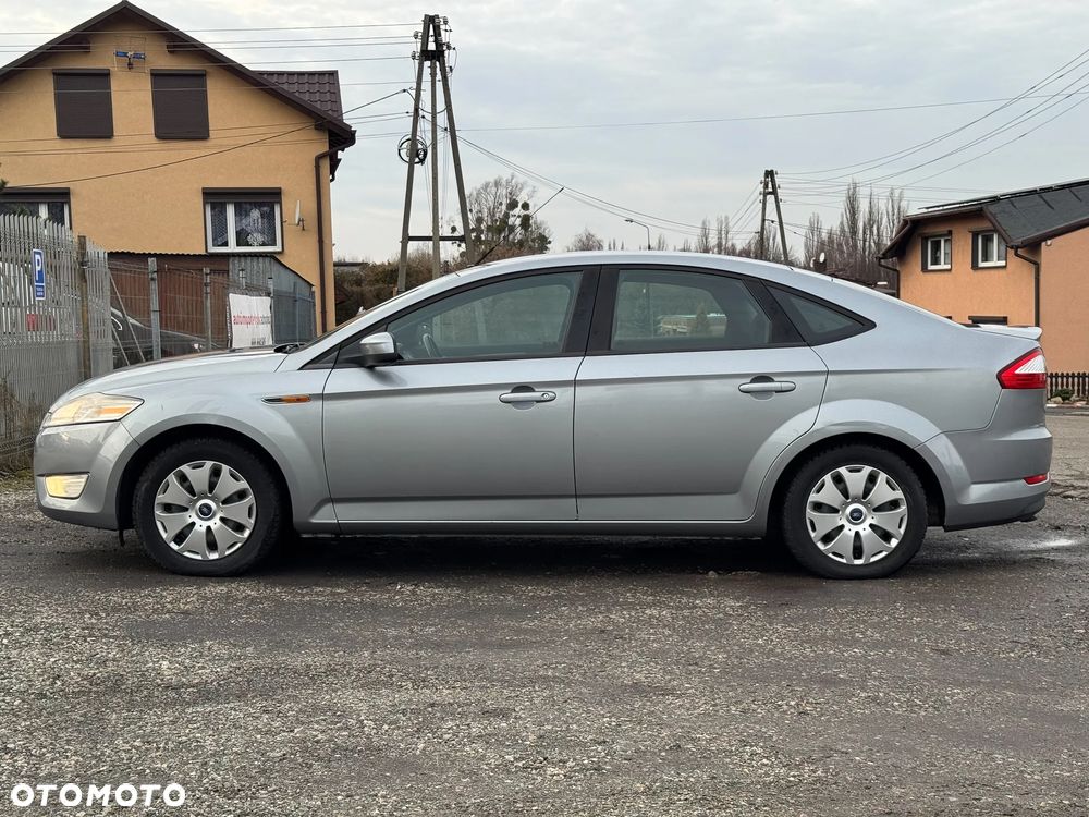 Ford Mondeo - 10