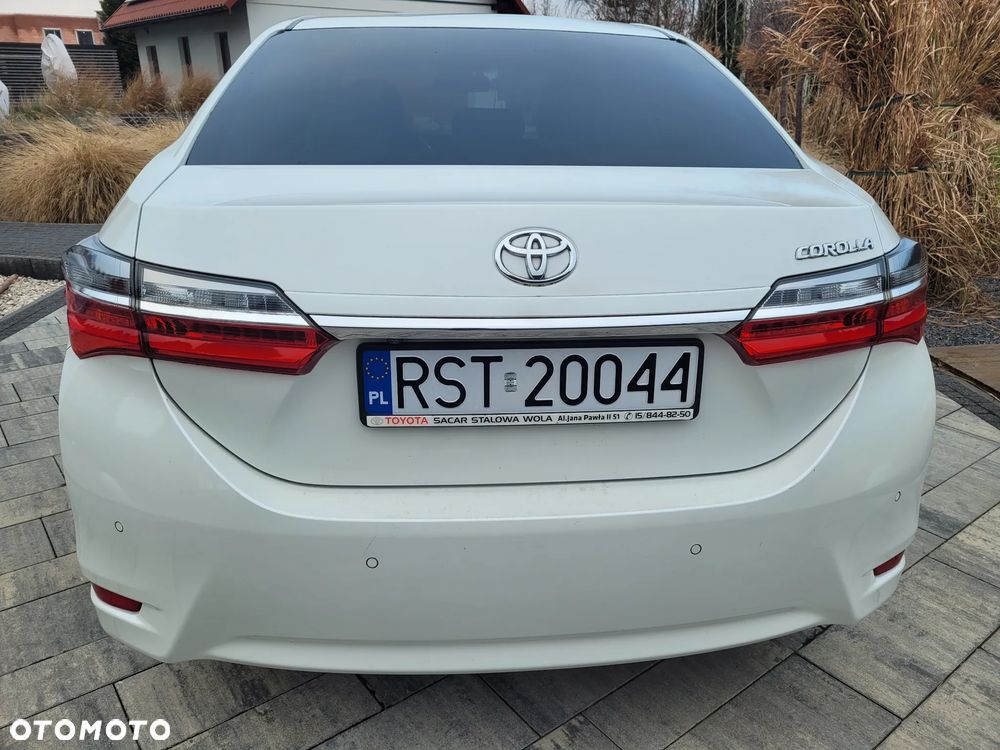 Toyota Corolla 1.6 Prestige MS - 3