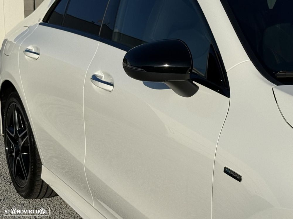 Mercedes-Benz CLA 250 e 8G-DCT AMG Line - 19