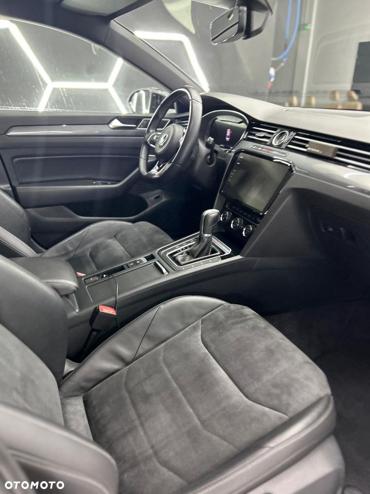 Volkswagen Arteon 2.0 TDI Bi-Turbo SCR 4Mot R-Line DSG - 15
