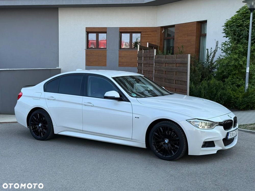 BMW Seria 3 320d Efficient Dynamics Sport Line - 13