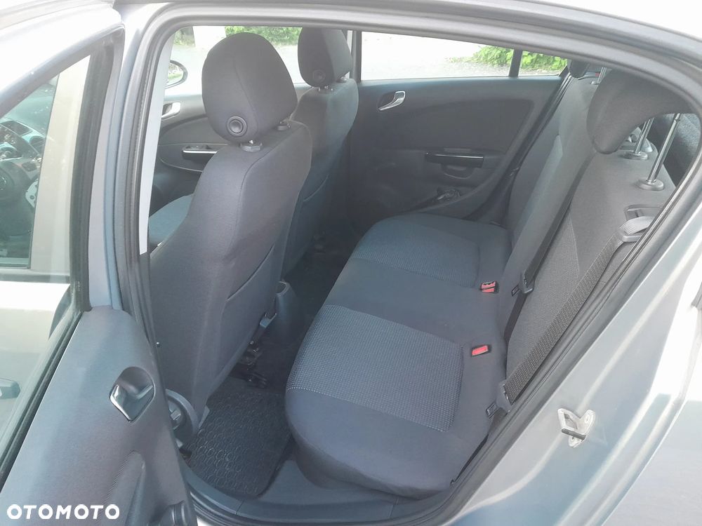 Opel Corsa - 13