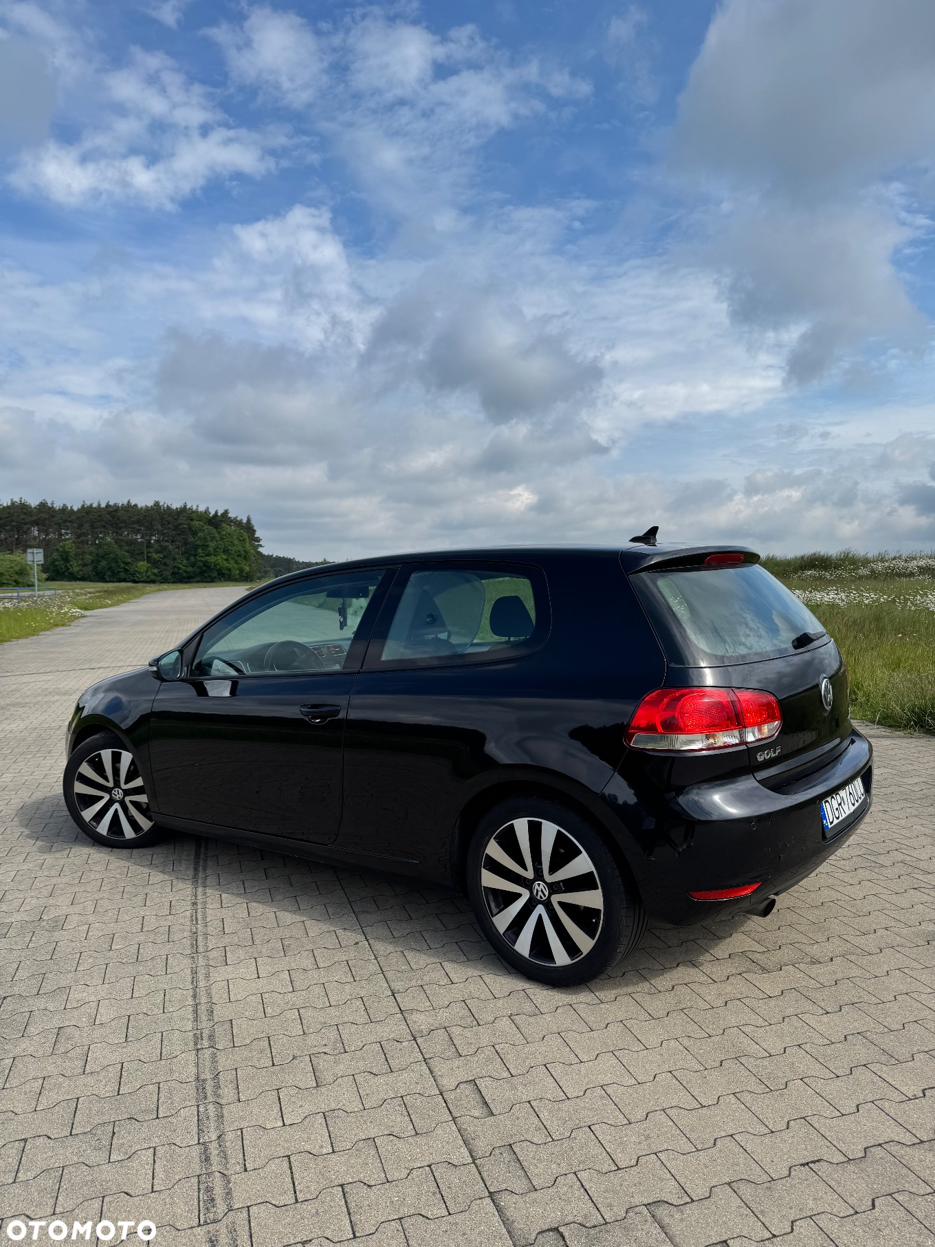Volkswagen Golf VI 1.6 TDI Comfortline - 3