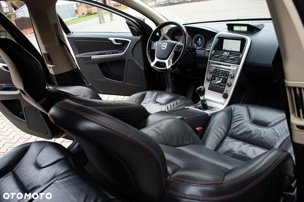 Volvo XC 60 2.4D Summum - 6