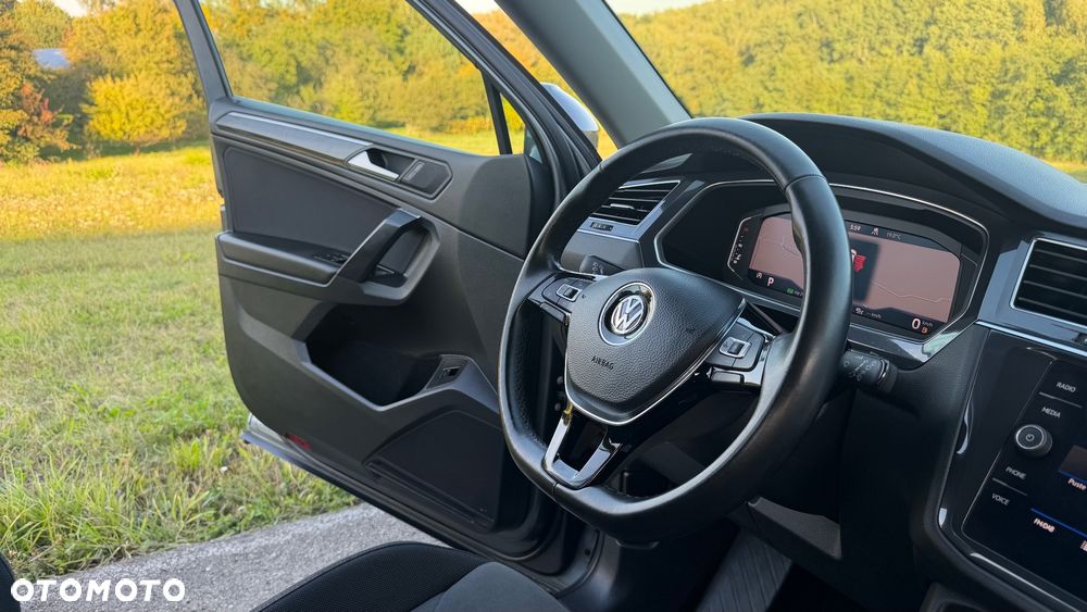 Volkswagen Tiguan Allspace - 30