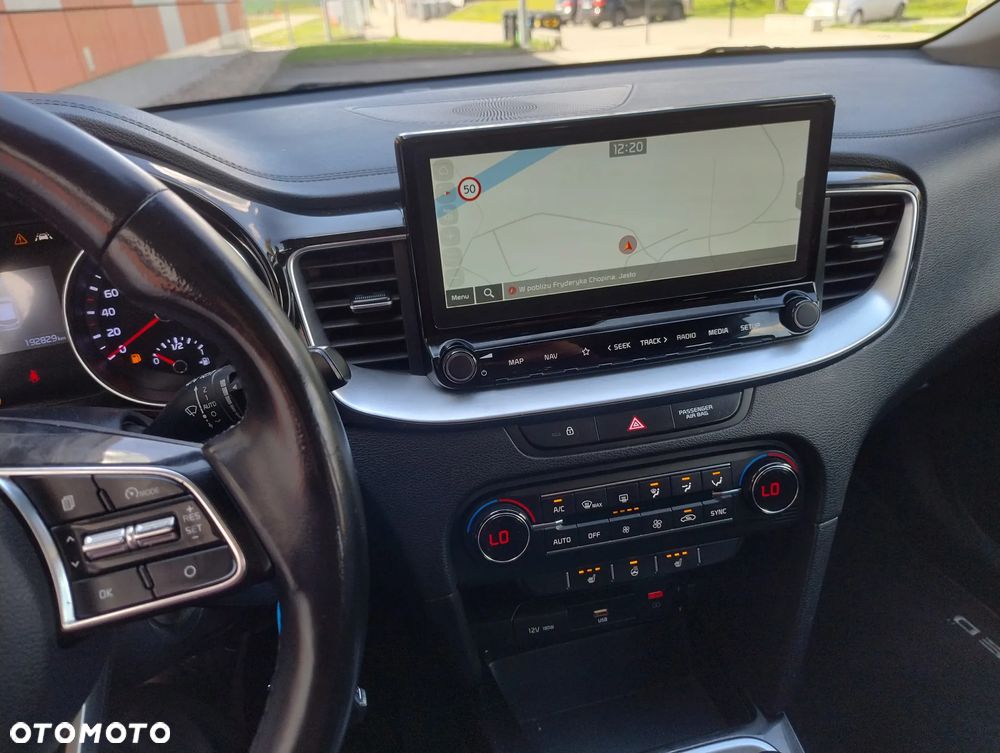 Kia Ceed 1.6 CRDi Platinum Edition - 15