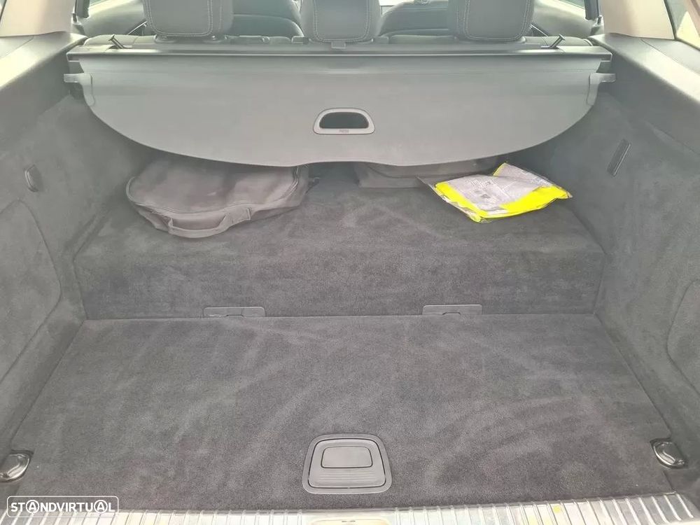 Mercedes-Benz C 300 de Avantgarde - 20