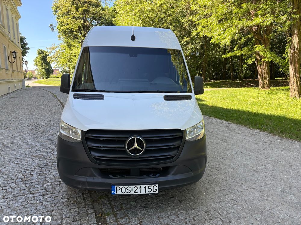 Mercedes-Benz Sprinter - 3