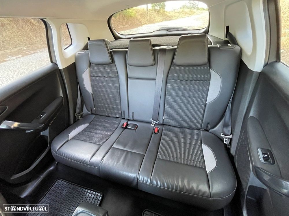 Peugeot 2008 1.6 BlueHDi Allure - 41