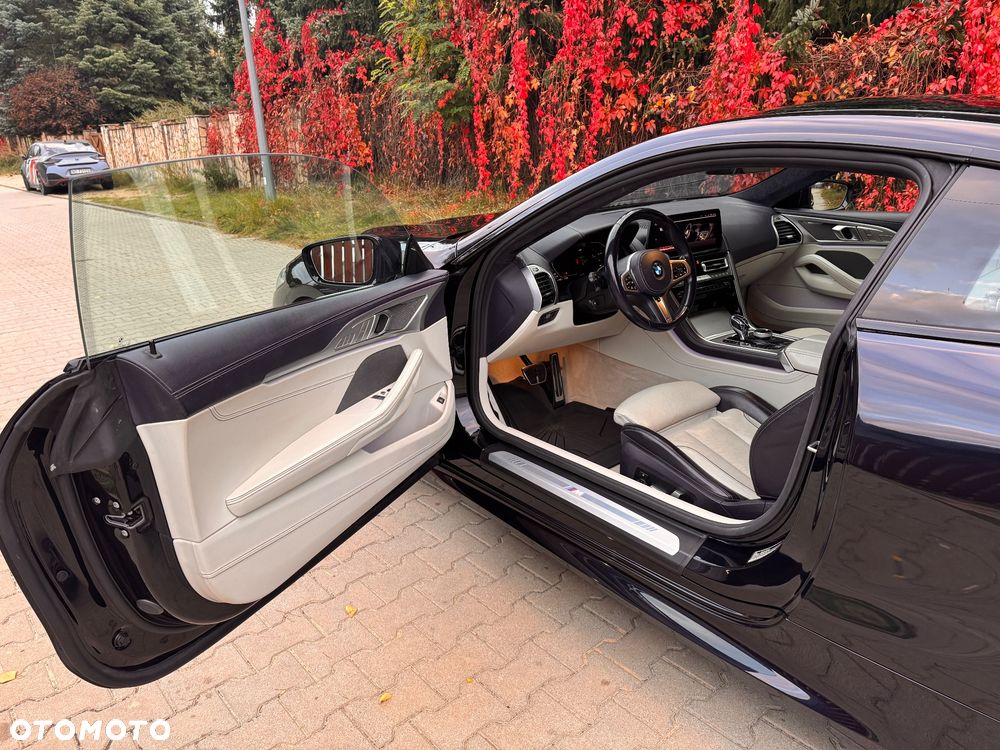 BMW Seria 8 - 14