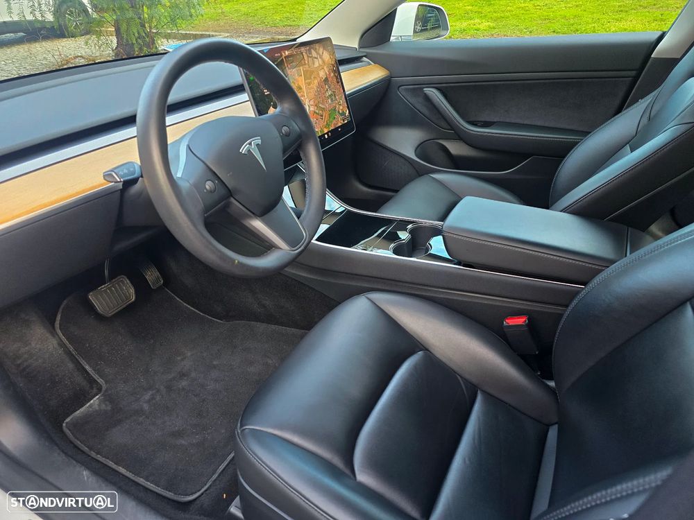 Tesla Model 3 Standard Range Plus RWD - 5