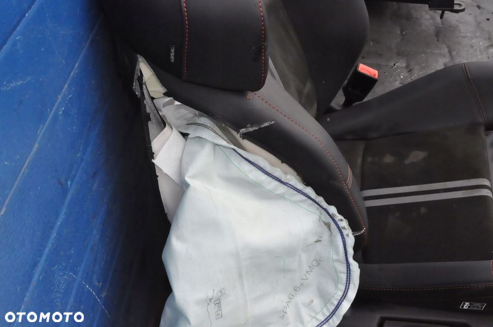 FIESTA MK8 ST PERFORMANCE FOTELE PRZÓD - 4