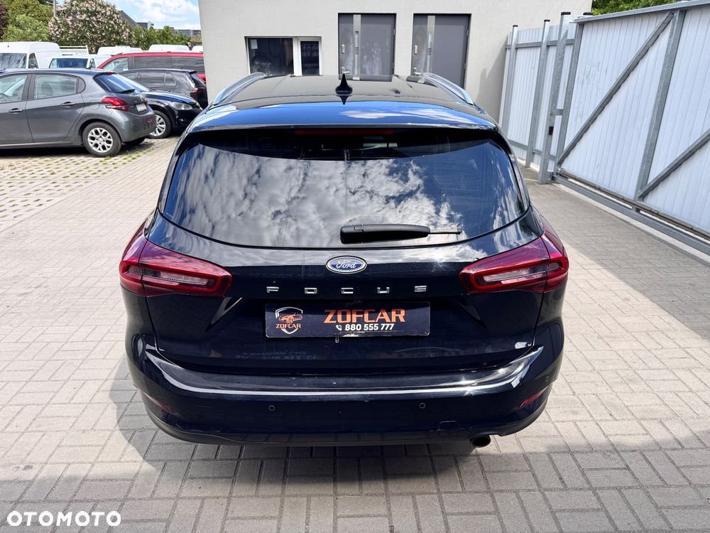 Ford Focus 1.0 EcoBoost Trend Edition - 4