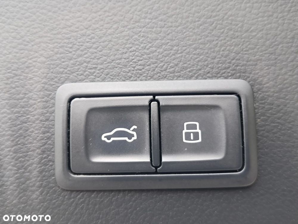 Audi A6 Avant 2.0 TDI Ultra - 26