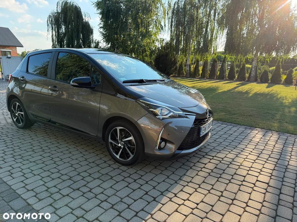 Toyota Yaris 1.5 Selection - 1