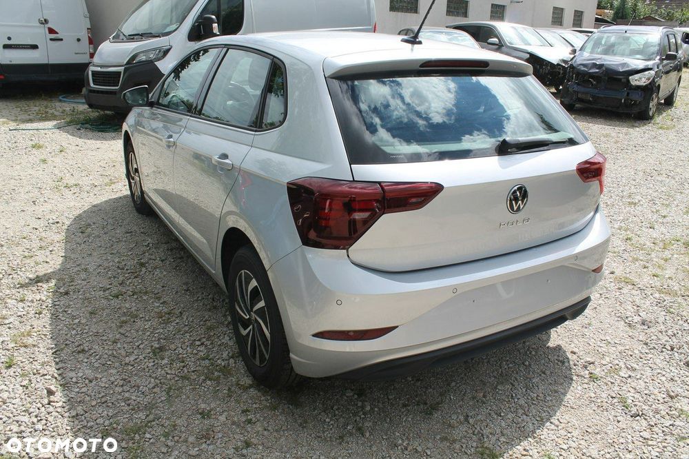 Volkswagen Polo - 7