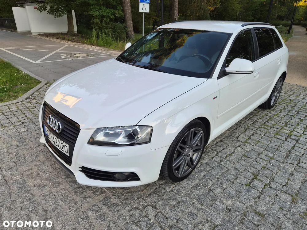 Audi A3 Sportback 2.0 TDI DPF S line Sportpaket (plus) - 13