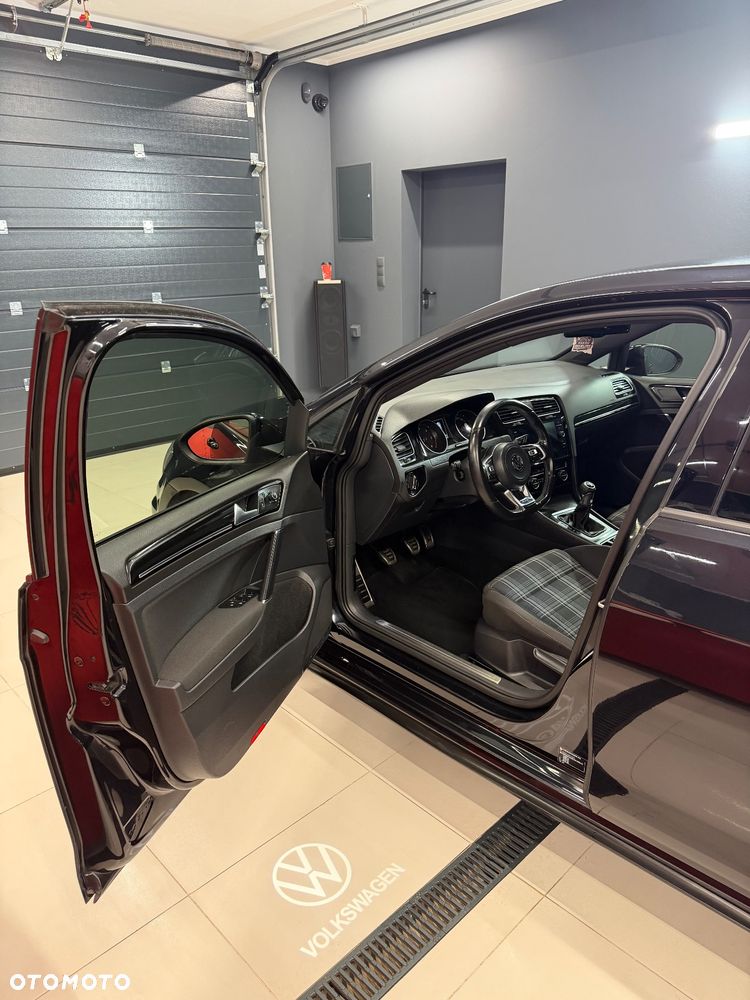 Volkswagen Golf GTD BlueMotion Technology - 17