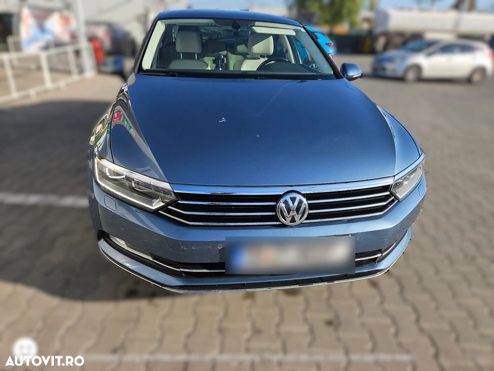 Volkswagen Passat 2.0 TDI DSG Highline - 2