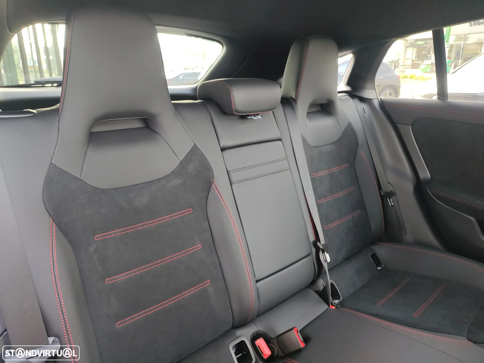 Mercedes-Benz CLA 180 d Shooting Brake AMG Line Aut. - 14