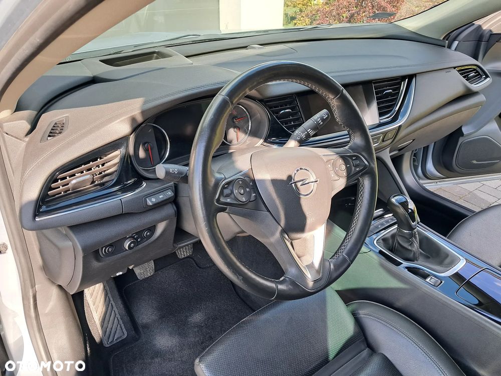 Opel Insignia 2.0 CDTI Cosmo S&S - 30