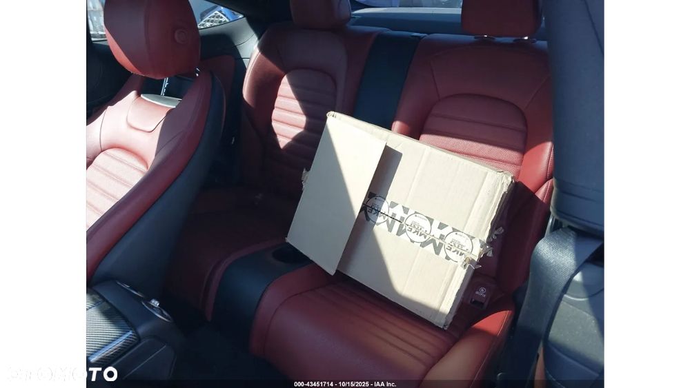 Mercedes-Benz Klasa C AMG 43 4Matic 9G-TRONIC - 16