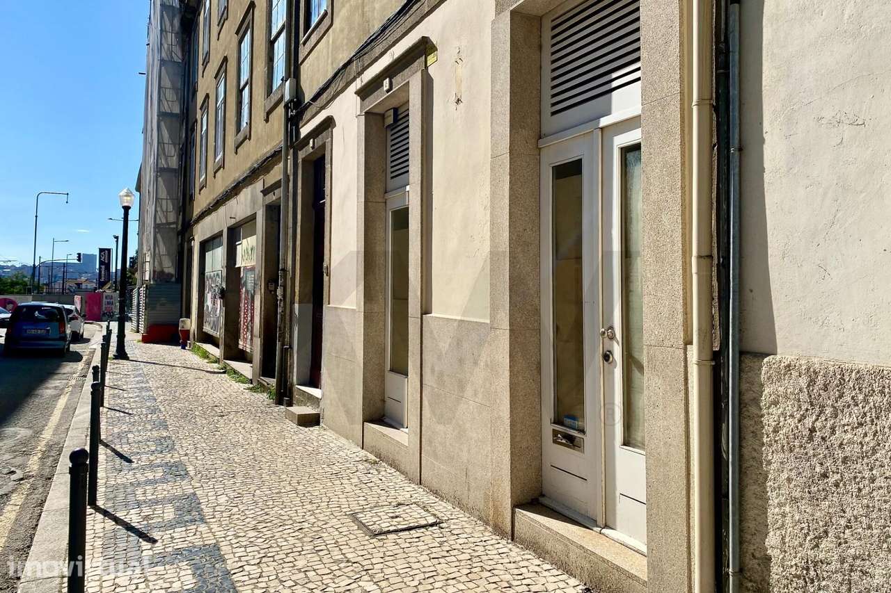Loja para arrendamento na Rua do Rosário, nº 47 – Porto - Grande imagem: 4/15