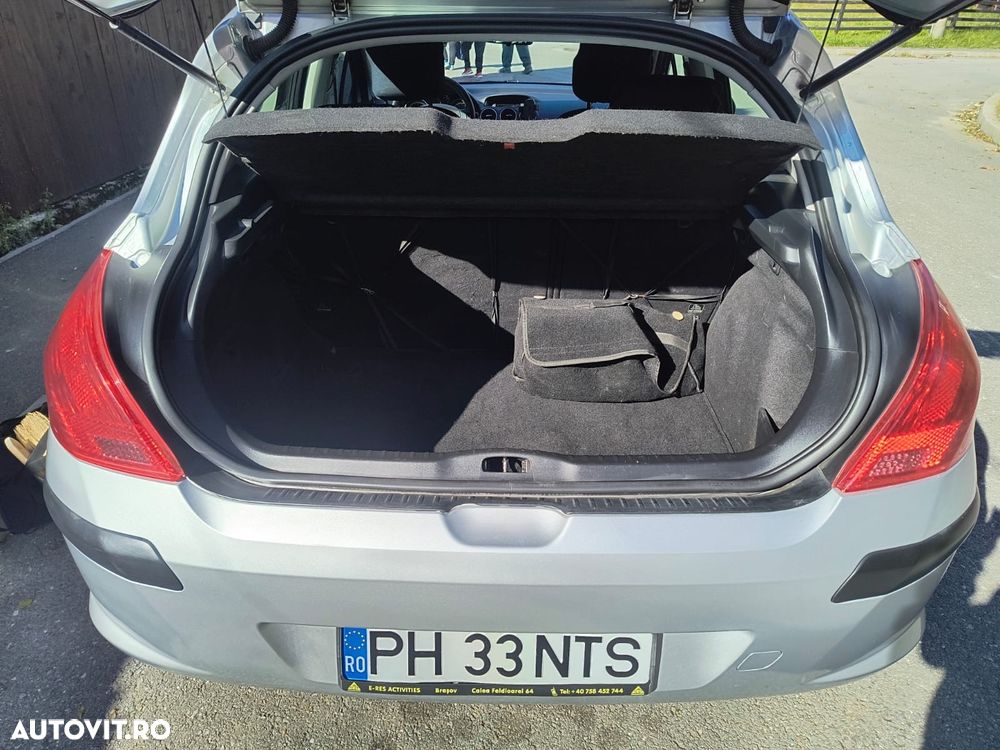 Peugeot 308 1.6HDi Confort Pack - 5