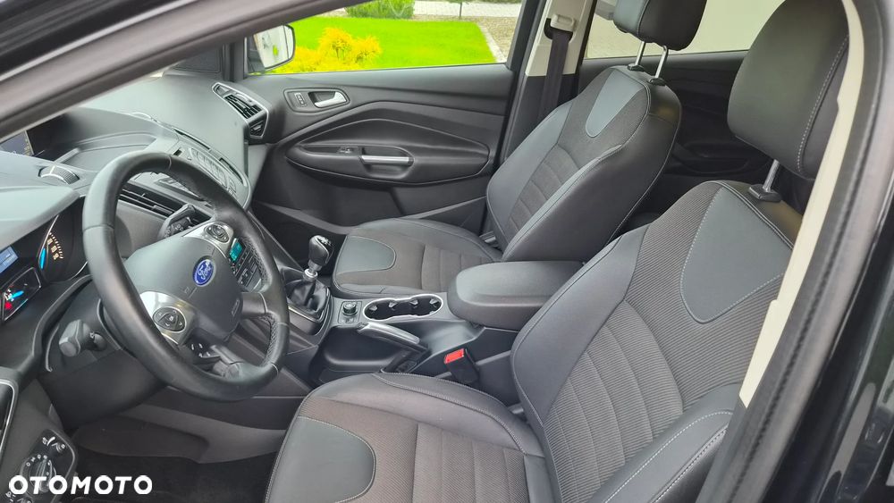 Ford Kuga 2.0 TDCi 4x4 Titanium - 11