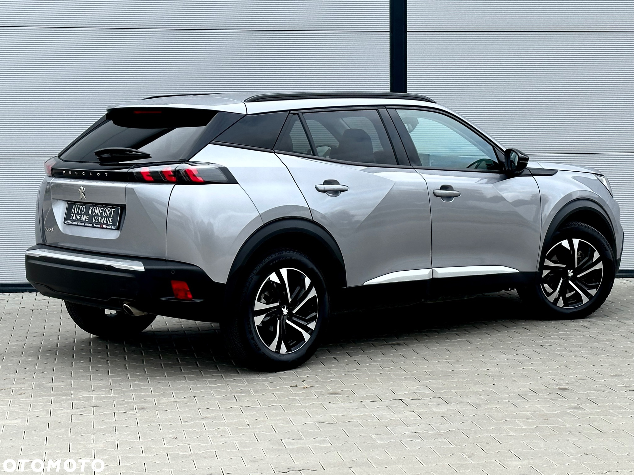 Peugeot 2008 1.5 BlueHDi Allure S&S EAT8 - 13