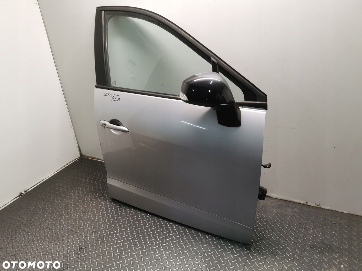 DRZWI PRAWY PRZÓD RENAULT SCENIC III TED69 - 1