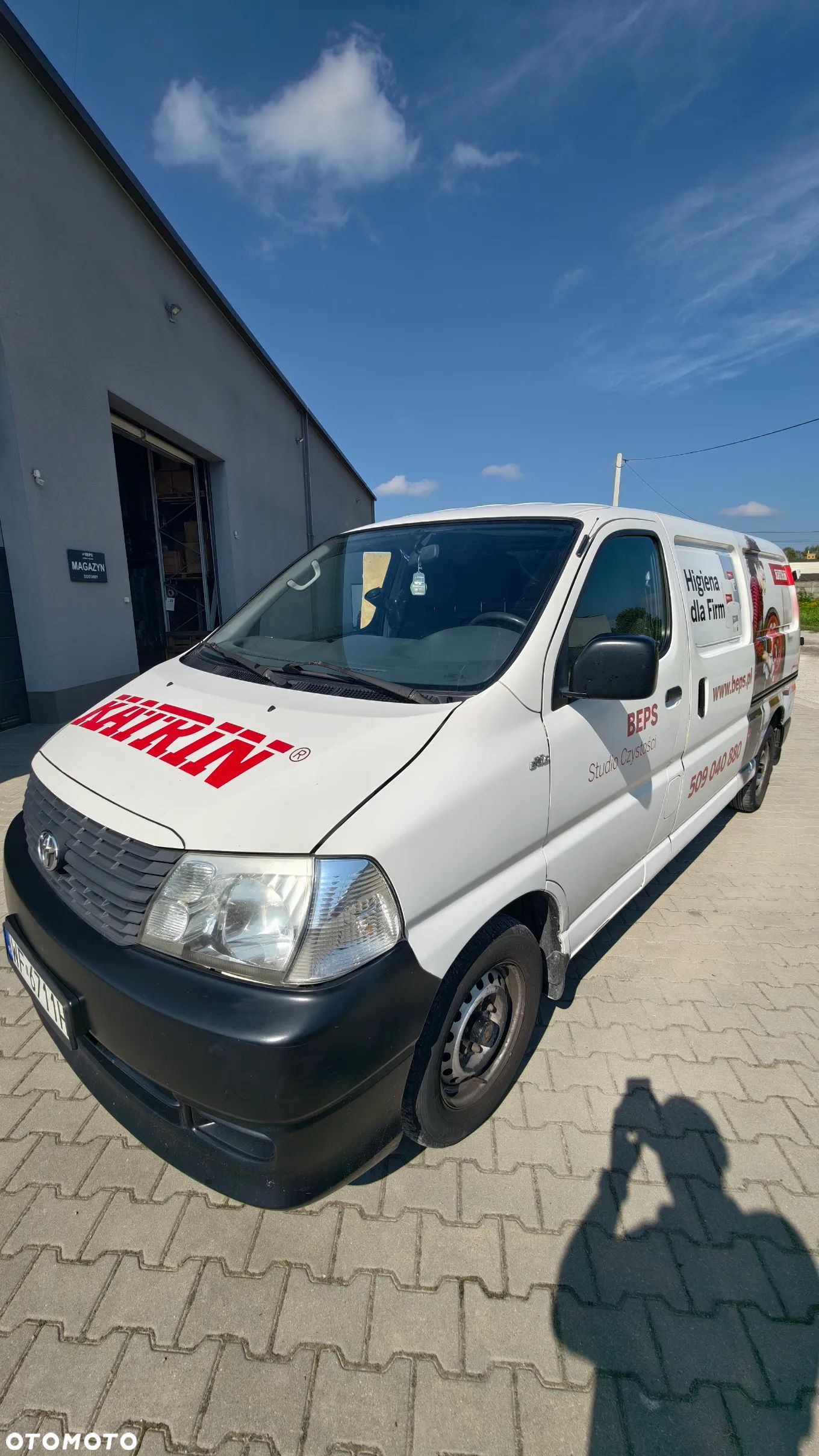 Toyota Hiace - 1