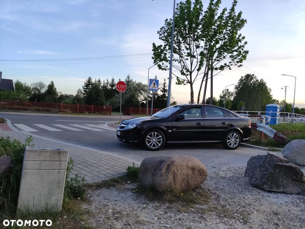 Opel Vectra 1.9 CDTI Sport / GTS - 9