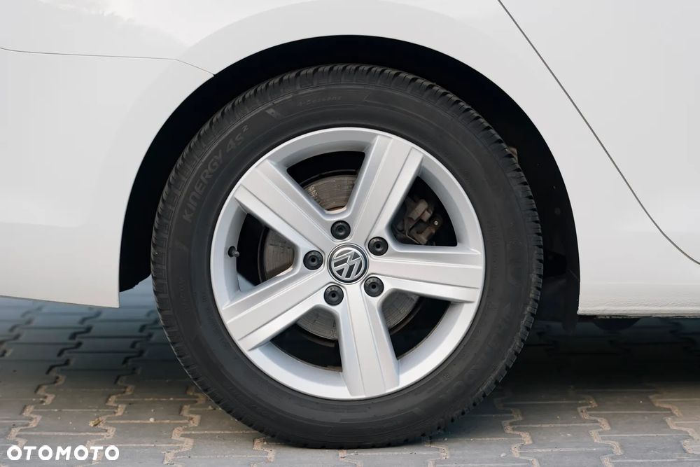 Volkswagen Golf - 12