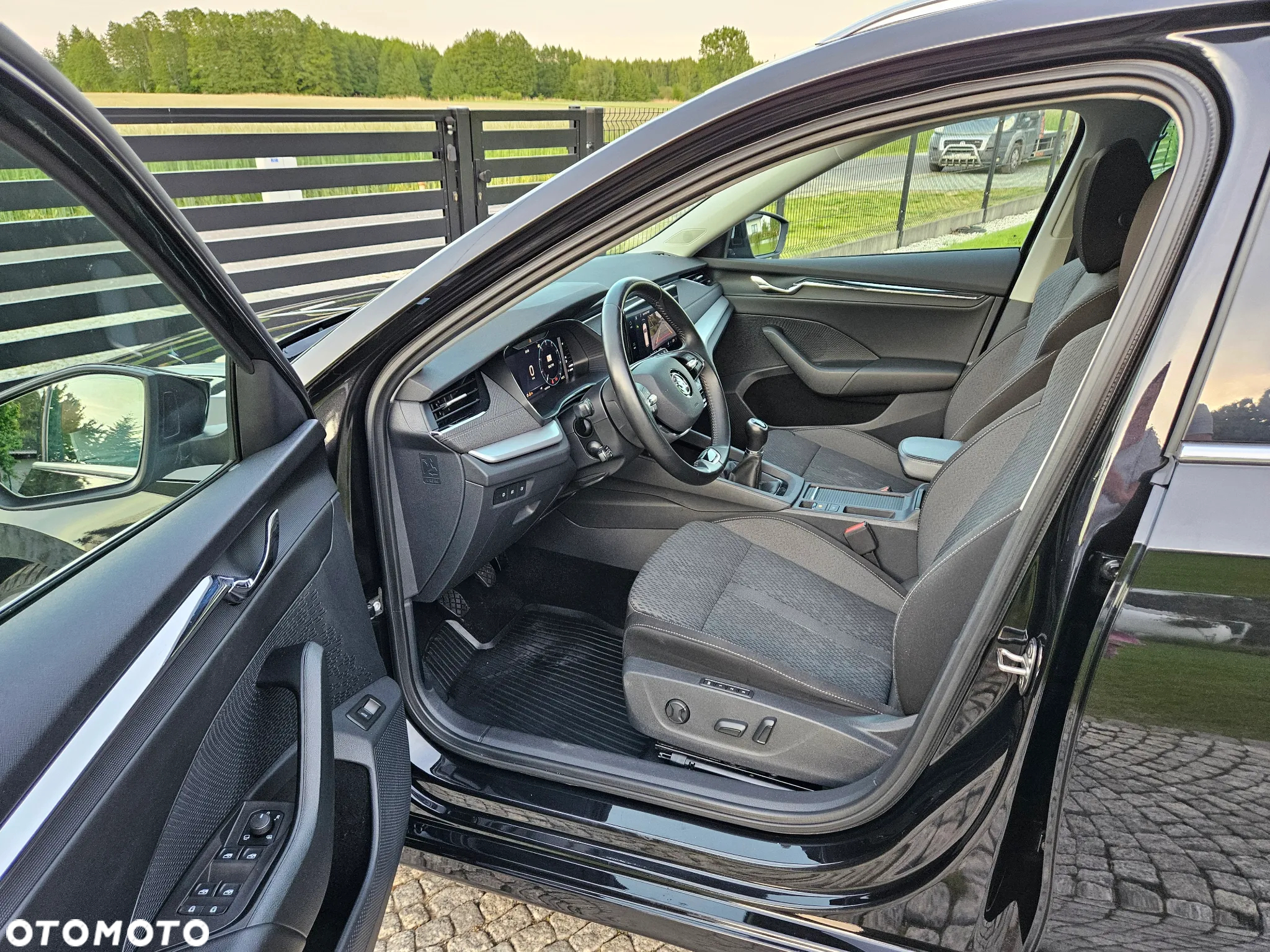Skoda Octavia 1.5 TSI ACT Style - 10