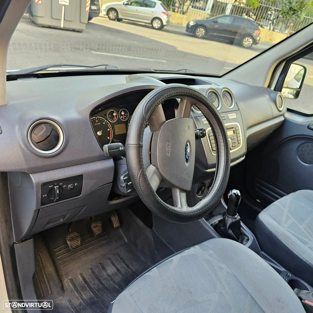 Ford Connect Longa TA A/C - 21