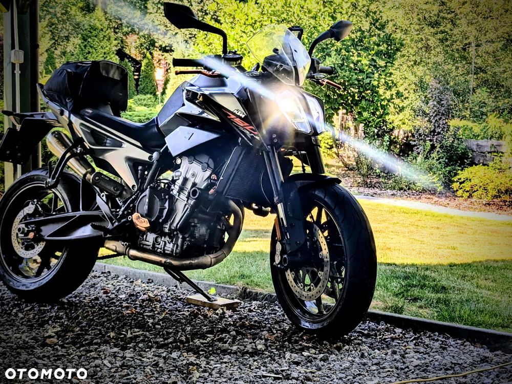 KTM Duke 790 - 6