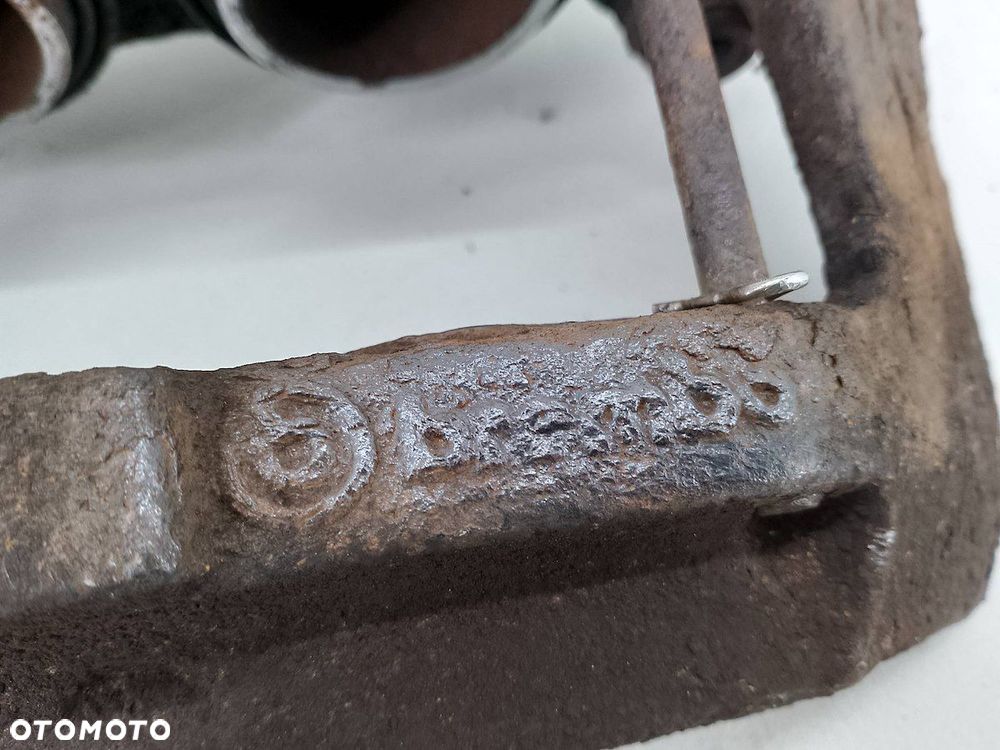 ZACISK HAMULCOWY PRAWY PRZÓD IVECO DAILY Tourus 24 3.0 HPI - 2