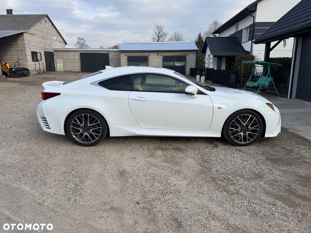 Lexus RC - 6