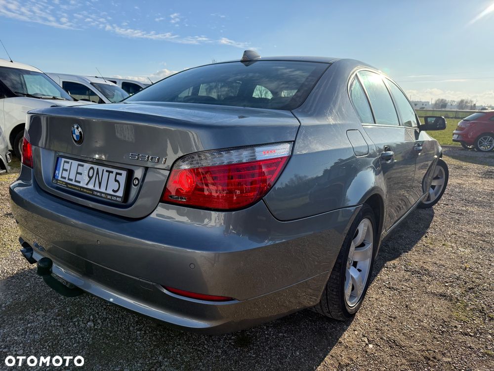 BMW Seria 5 530i - 29